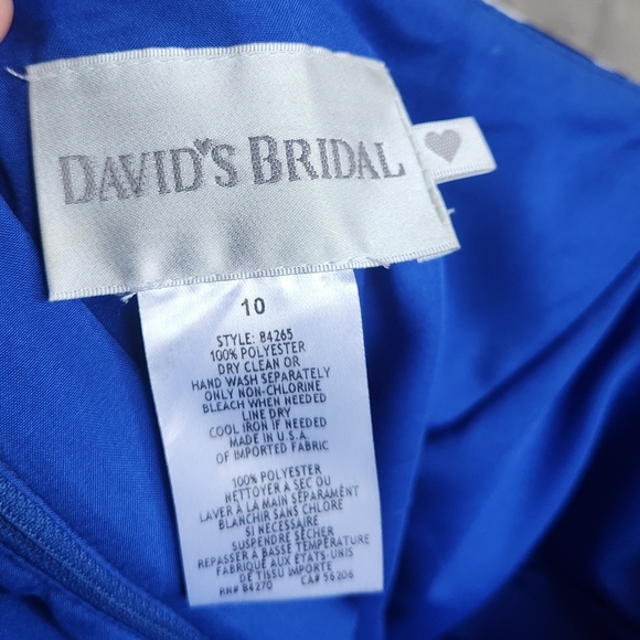 David's Bridal Slim Charmeuse Print Dress with Ruched Waist Royal Blue/ White 10 - Picture 5 of 6